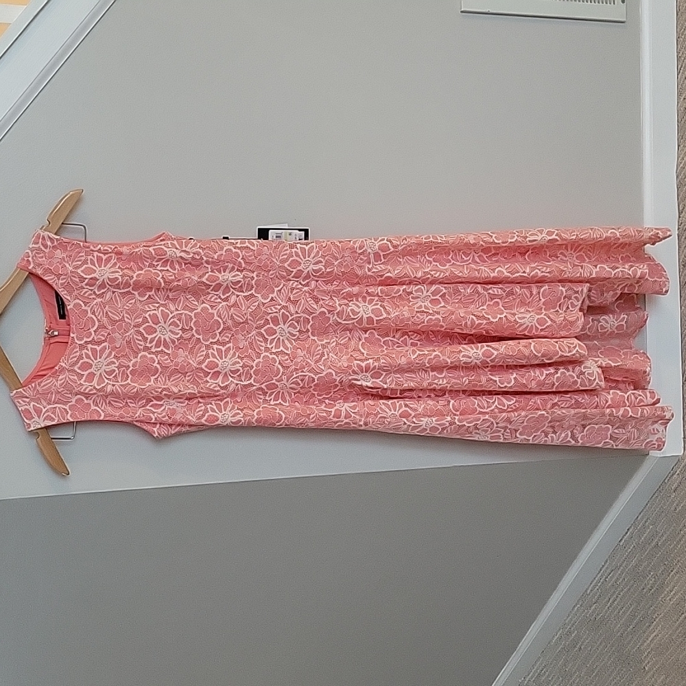 NWT! Tommy Hilfiger Dress! Fit and Flare, Coral Lace Dress
